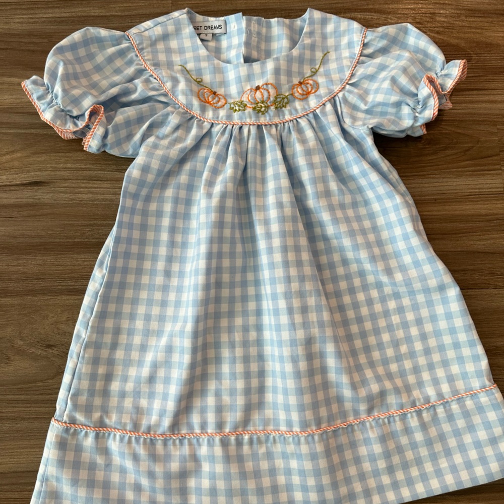 Sweet dreams gingham pumpkin dress
